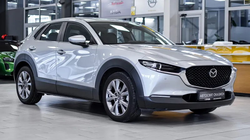 Mazda CX-30 2.0 SKYACTIV-X PLUS LUXURY Automatic Image 5