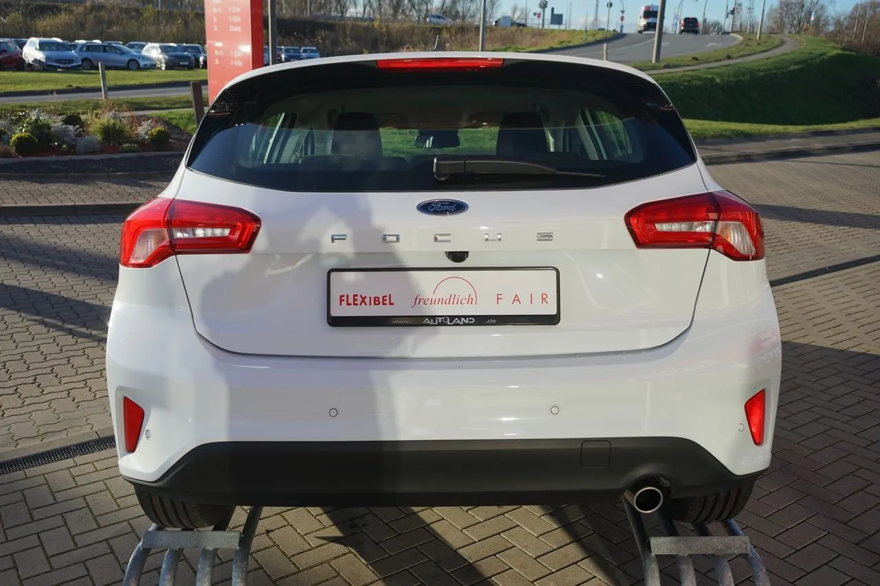 Ford Focus 1.0 EB Navi Sitzheizung LED  Image 3