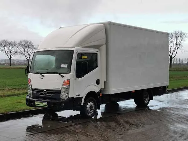 Nissan Cabstar 2.5  Image 2